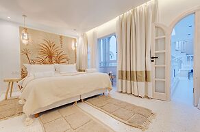 Riad k-white
