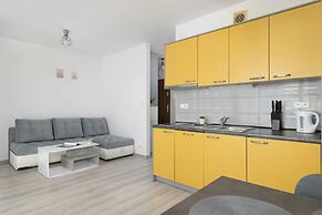 Bażantów Studio Katowice by Renters