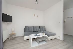 Bażantów Studio Katowice by Renters
