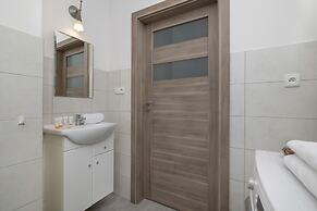 Bażantów Studio Katowice by Renters