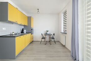 Bażantów Studio Katowice by Renters
