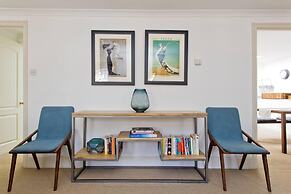 Traditional 2-bed Apartment Notting Hill