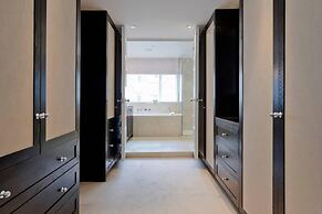 Tasteful 4bed Holland Park