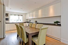Tasteful 4bed Holland Park