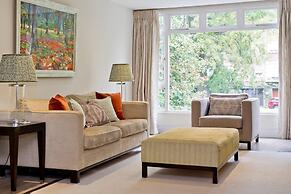 Tasteful 4bed Holland Park