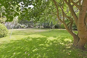 Elegant 2 bed Flat Earls Court