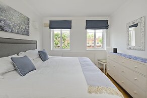 Elegant 2 bed Flat Earls Court