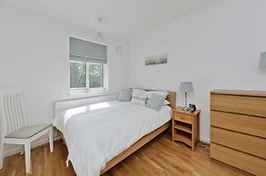 Elegant 2 bed Flat Earls Court