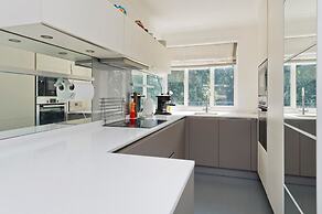 Elegant 2 bed Flat Earls Court