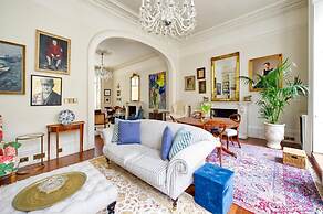 Grand 2 Bedroom Flat Kensington