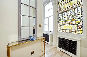 Grand 2 Bedroom Flat Kensington