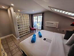 Bishop Hotel Key West