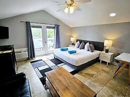 Bishop Hotel Key West