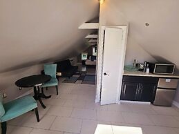 Bishop Hotel Key West