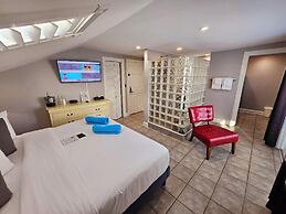 Bishop Hotel Key West