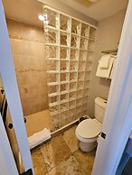 Bishop Hotel Key West