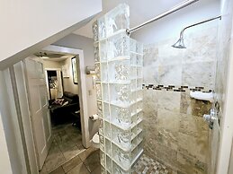 Bishop Hotel Key West