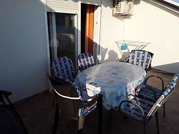Frane - 20 m From Beach - A2