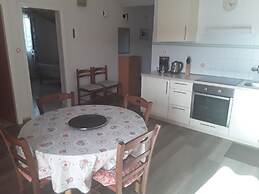 Frane - 20 m From Beach - A2