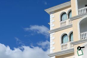 HOTIDAY Room Collection - Olbia Porto