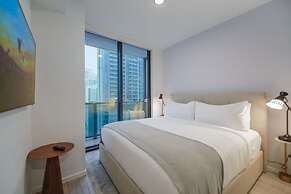 Bayfront Park Views Studio