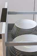 Bright Apartment Kraków by Renters