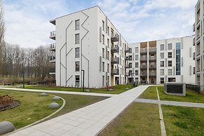 Bright Apartment Kraków by Renters