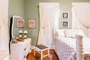 Regina's Country Livin'