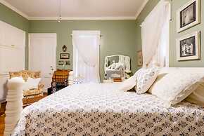 Regina's Country Livin'