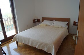 Gianna - Beachfront - H