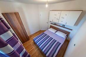 Mit - 100m to the sea - A4 Purple