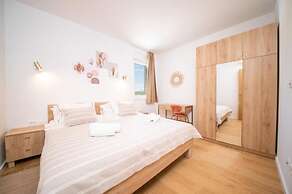 Vrsi Beautiful Apartments With Pool - A1
