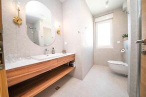 Vrsi Beautiful Apartments With Pool - A3