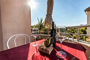 Mit - 100m to the sea - A1 Crveni