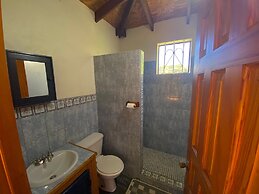 Sea Cliff Eco-Cottages & Gin Distillery