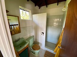 Sea Cliff Eco-Cottages & Gin Distillery