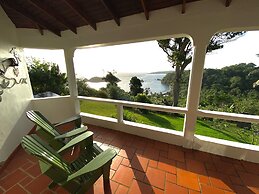 Sea Cliff Eco-Cottages & Gin Distillery