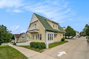 Family-Friendly 3BR Condo Grand Haven 27