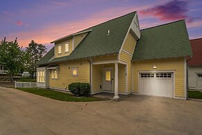 Family-Friendly 3BR Condo Grand Haven 27