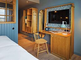 25hours Hotel Paper Island