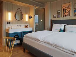 25hours Hotel Paper Island