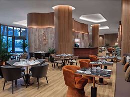 Mövenpick Living Istanbul Saklivadi