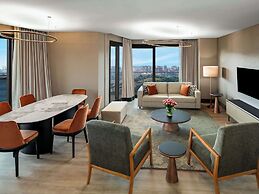 Mövenpick Living Istanbul Saklivadi