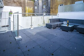 Luxurious Apartment Charlton Mews - 2 Bed - Tenby