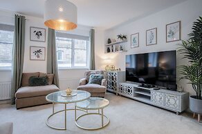 Luxurious Apartment Charlton Mews - 2 Bed - Tenby