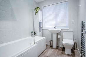 Luxurious Apartment Charlton Mews - 2 Bed - Tenby