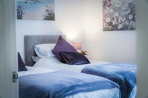Luxurious Apartment Charlton Mews - 2 Bed - Tenby