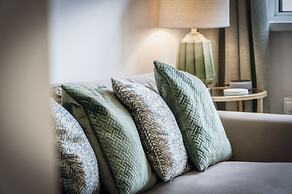 Luxurious Apartment Charlton Mews - 2 Bed - Tenby