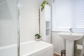 Luxurious Apartment Charlton Mews - 2 Bed - Tenby