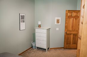 Waterfront 2BDR Condo in Grand Haven 110